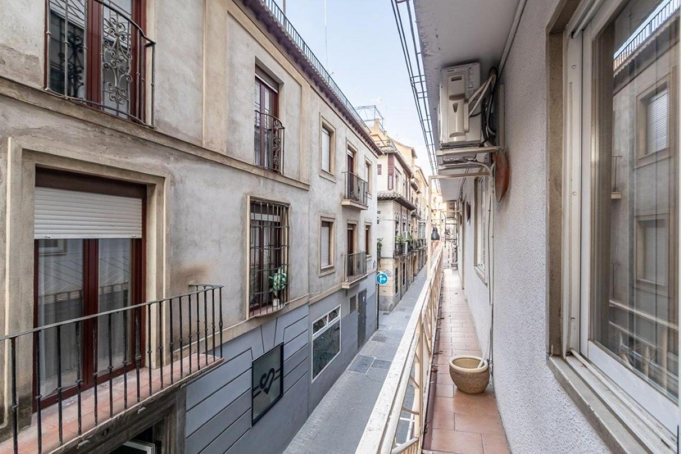 Tuguest Castaneda Apartment Granada Kültér fotó